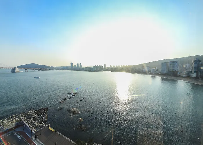 Hotel The Marine View 2*