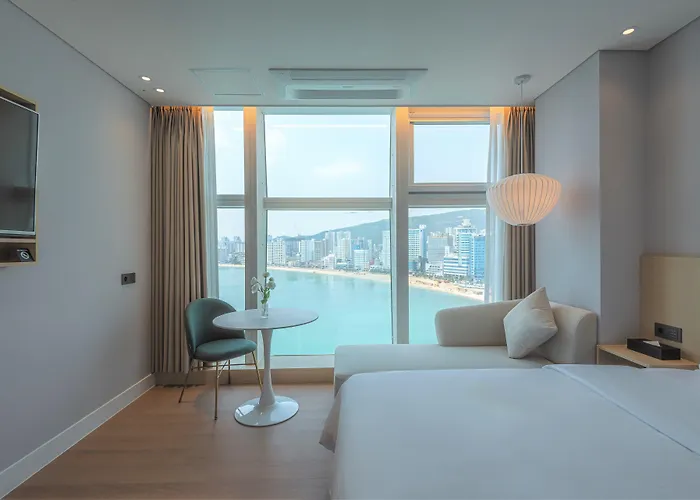 The Marine View Hotel 2*
