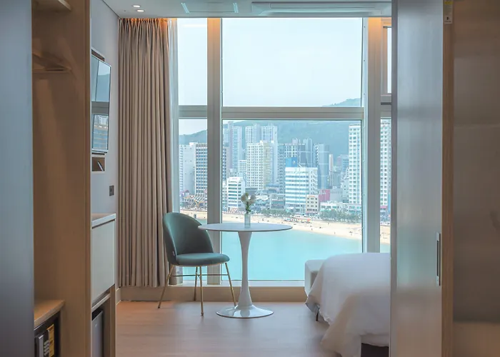 The Marine View Hotel 2*