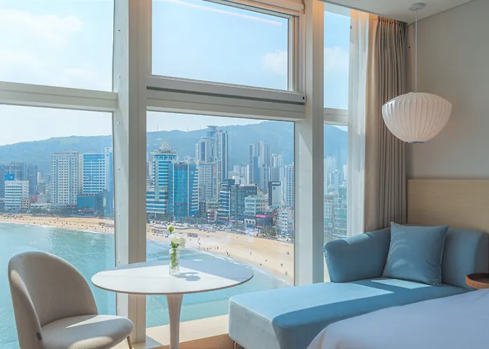 The Marine View Hotel 2*